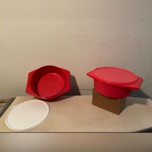 Brand new tupperware tortilla keeper
Red and peach 
hold 11.6 cups